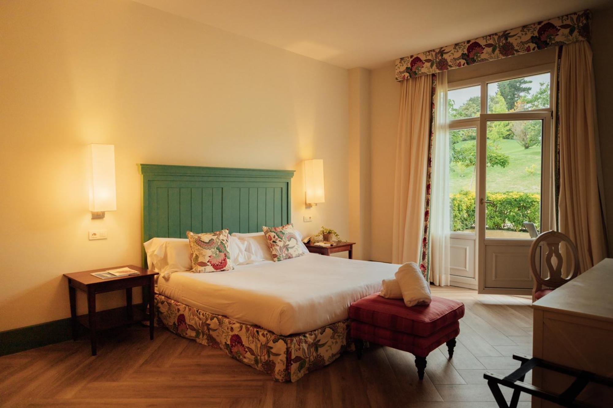 Hotel Palacio Urgoiti Mungia Luaran gambar